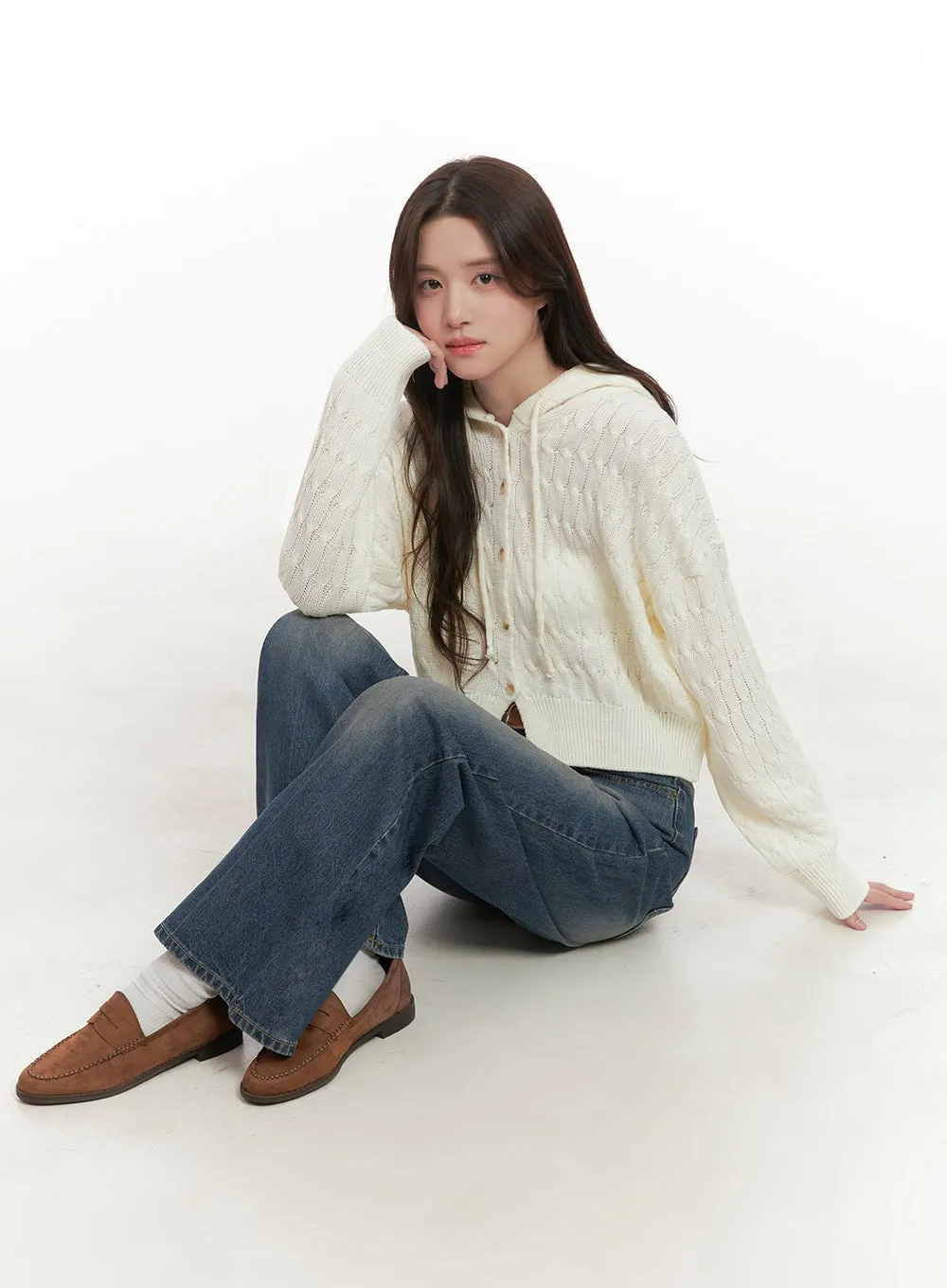 Genie Washed Wide-Fit Bootcut Jeans IJ510