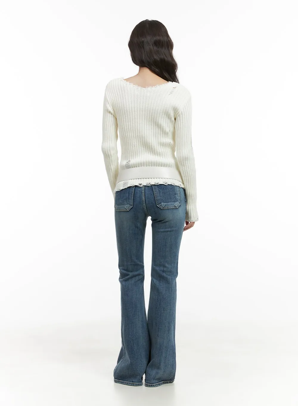 Lila Slim Bootcut Jeans CG422